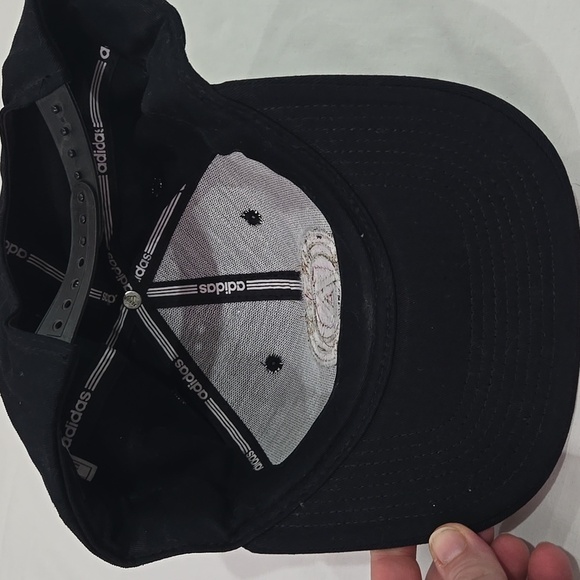 Atlanta United Adidas Black Cotton Snapback Cap Hat - Picture 3 of 6